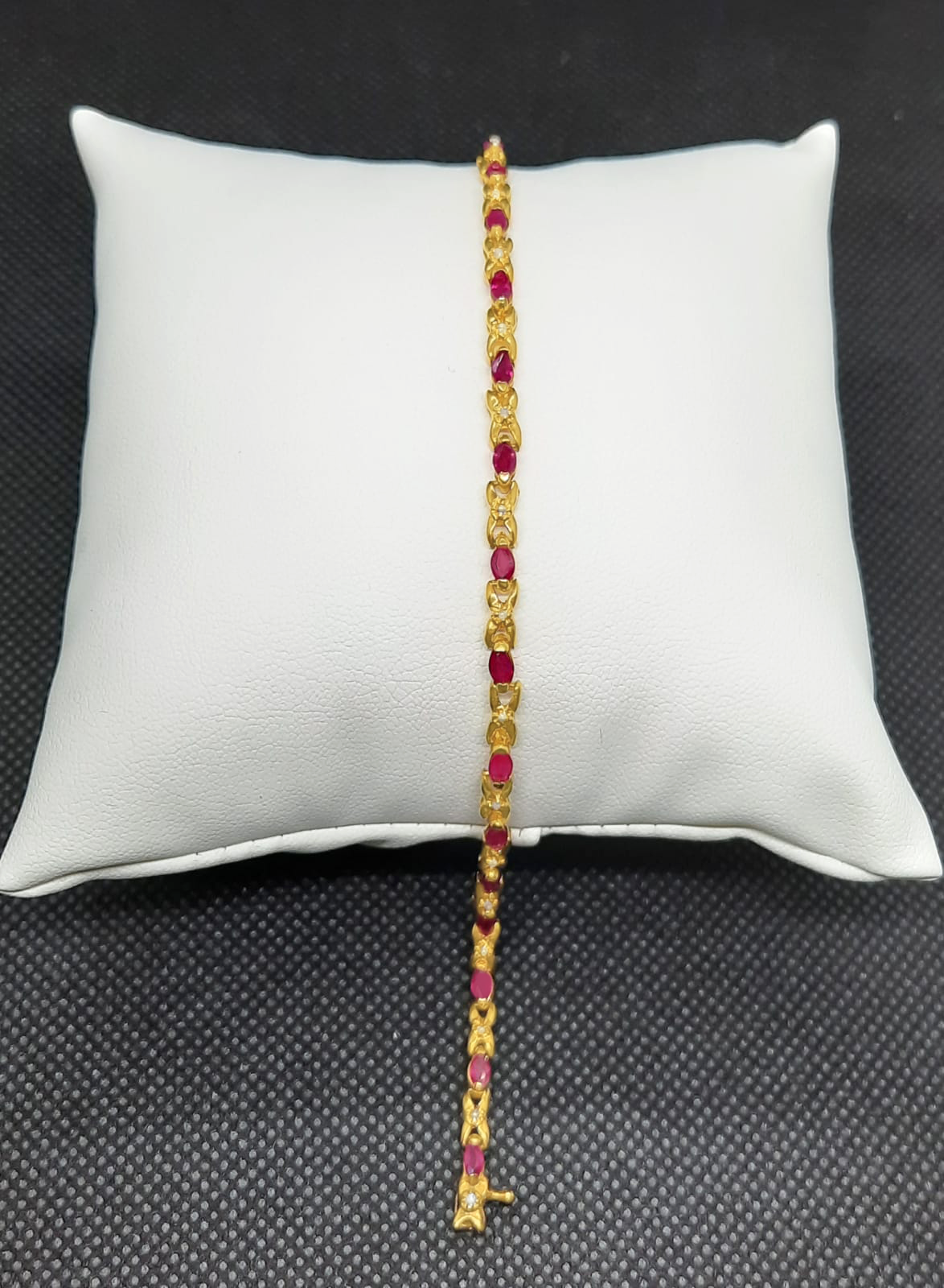 Gold Ladie Hand Band